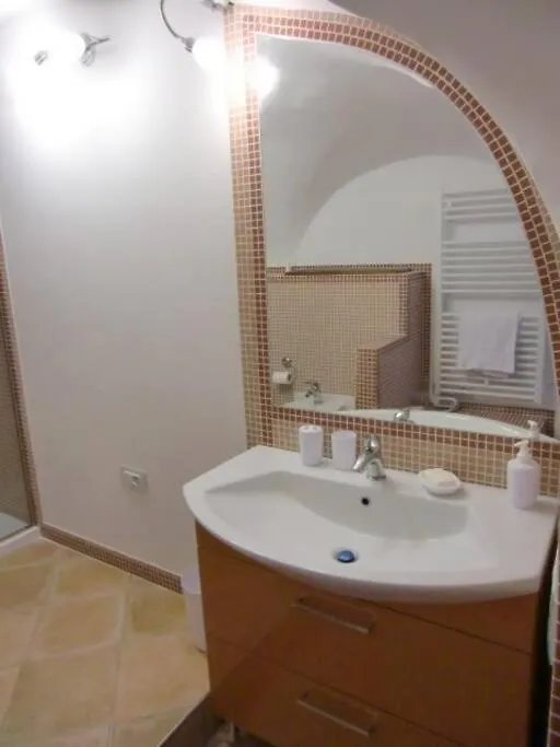 Romantica Suite Firenze 1 Cls Central Market & Dome Apartment